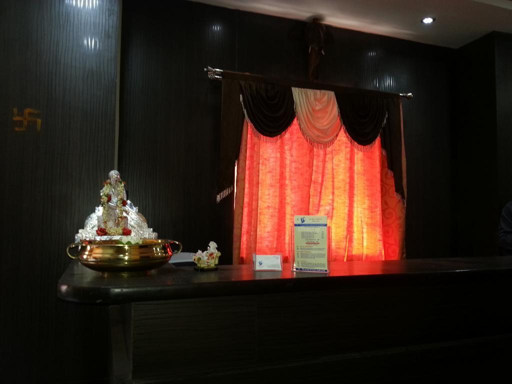 Sri Sai Comforts Hotel Bangalore Exterior foto